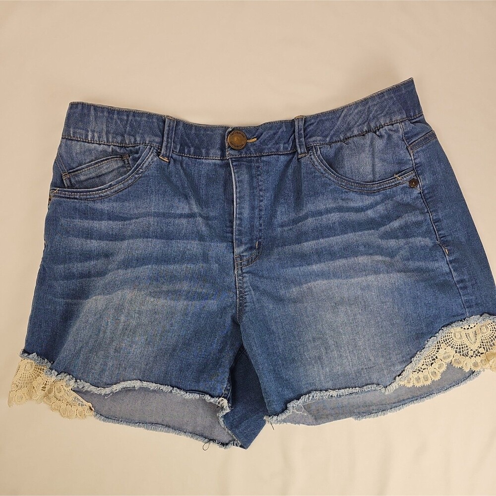 reCreation Women's Size 16 Denim Shorts High Rise Raw Hem Blue Jean Shorts